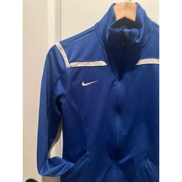 NWOT Nike Dri-Fit Team Avenger Warm-Up Women's Jacket Size XS - Picture 4 of 9